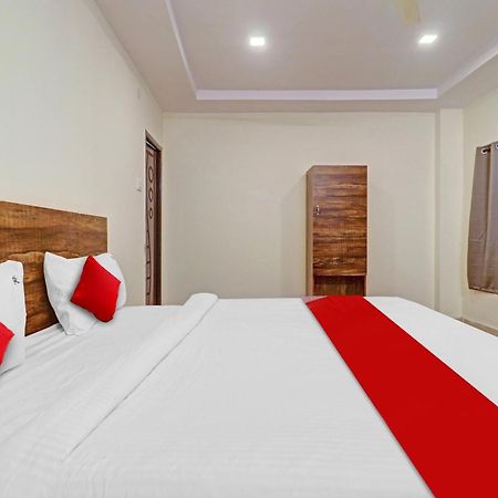 Hotel O R Square Inn Хайдарабад Экстерьер фото